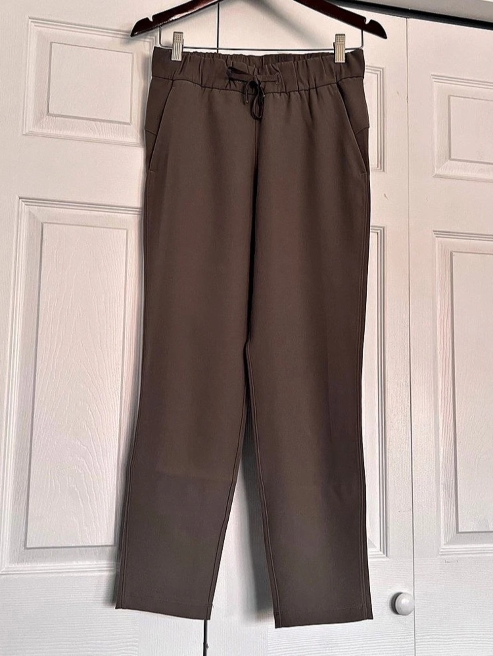 Lululemon On the Fly 7/8 Pant Woven